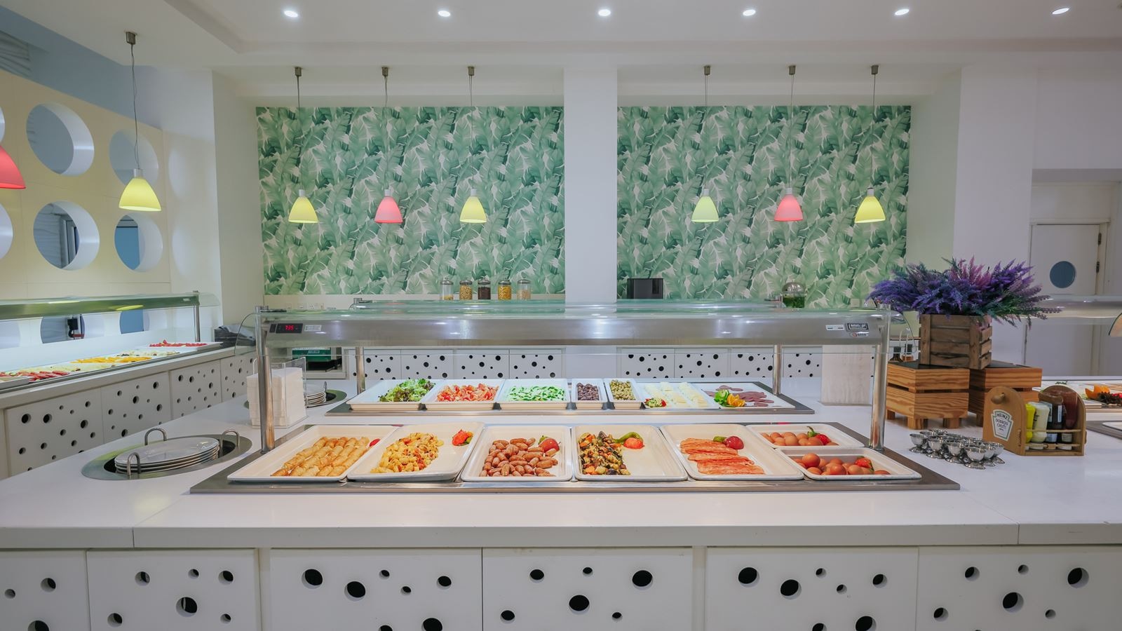 restaurants-restaurants