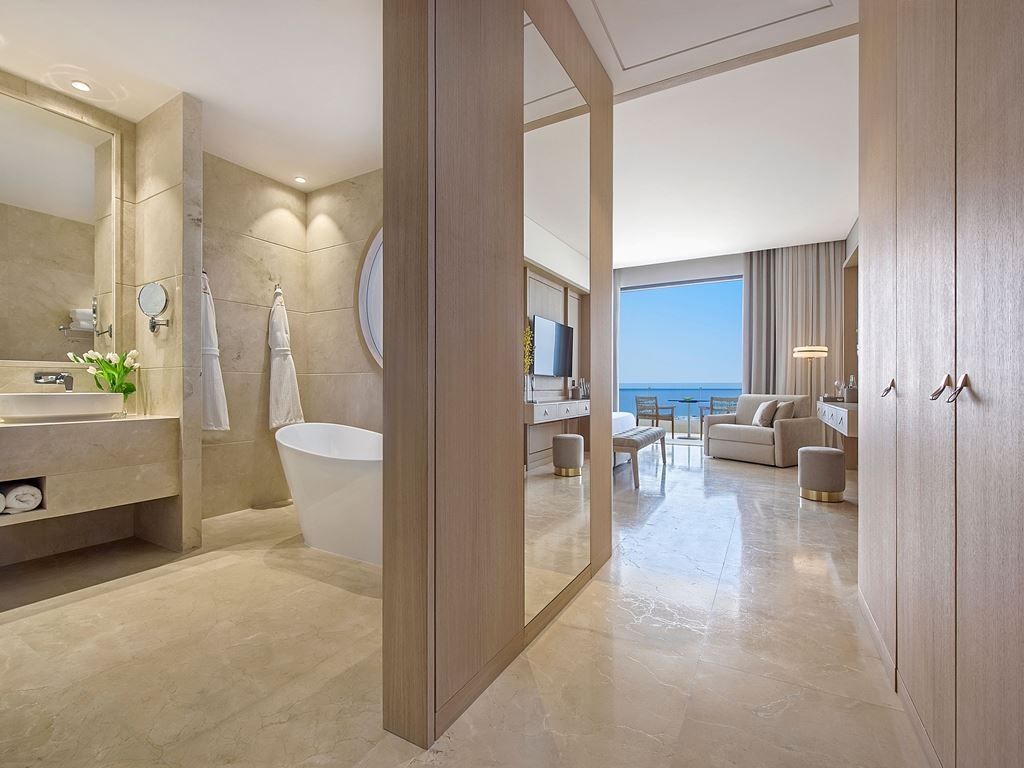 rooms-2-connectingrooms-familysuite