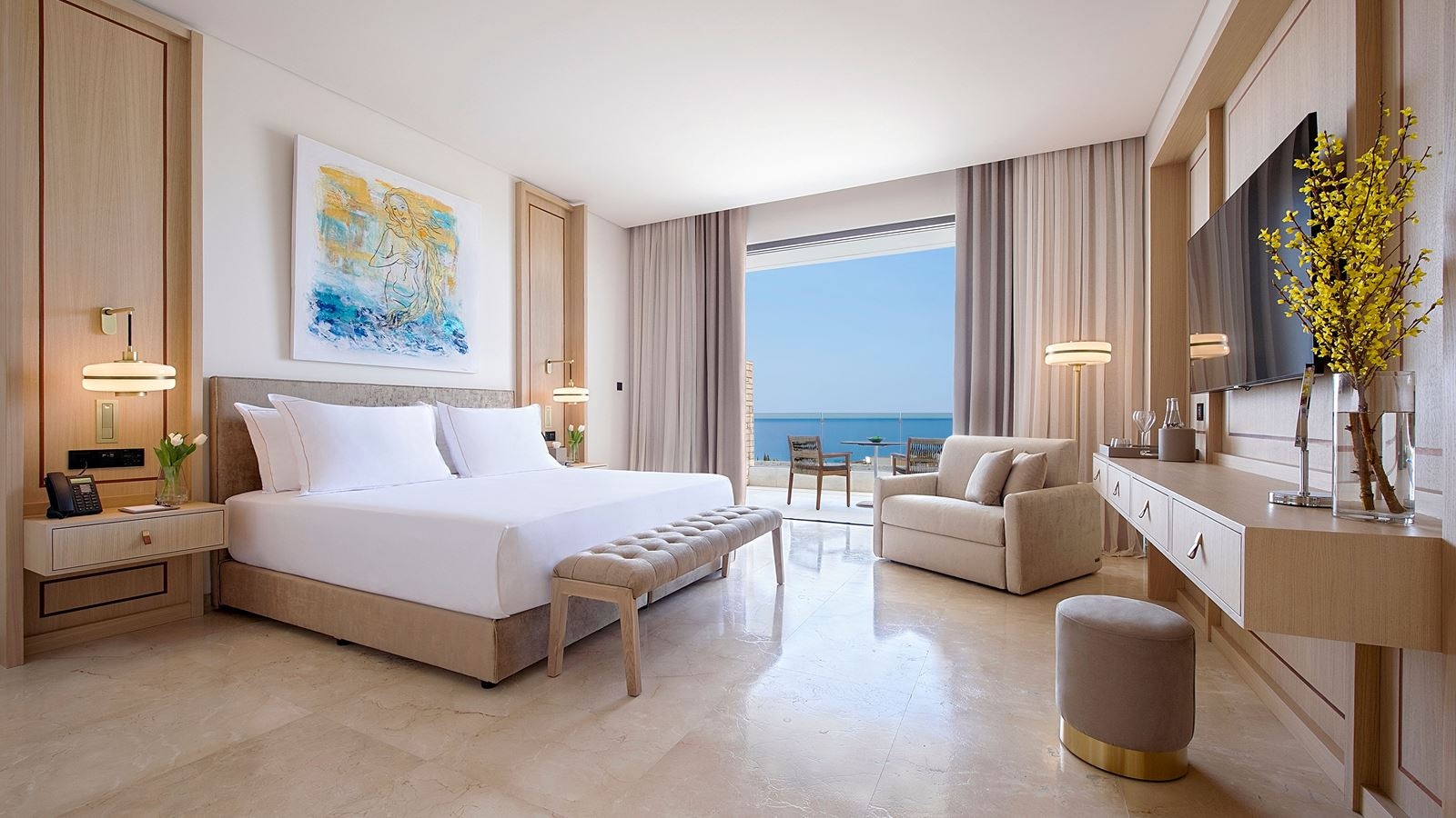 rooms-2-bedroom-suite-balcony-or-terrace