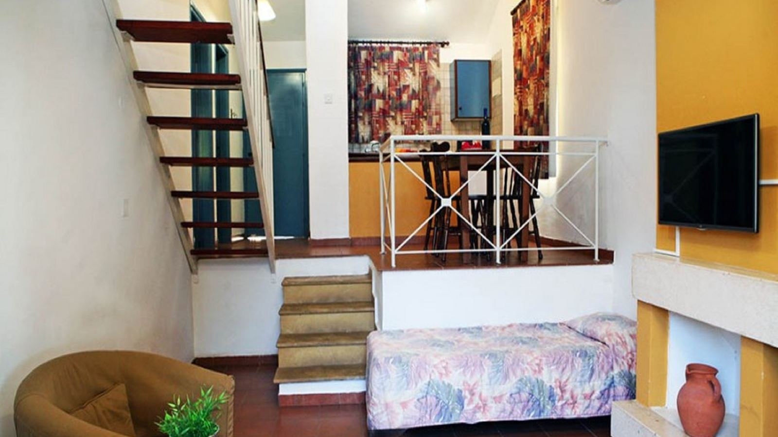 rooms-standard-bungalow-terrace