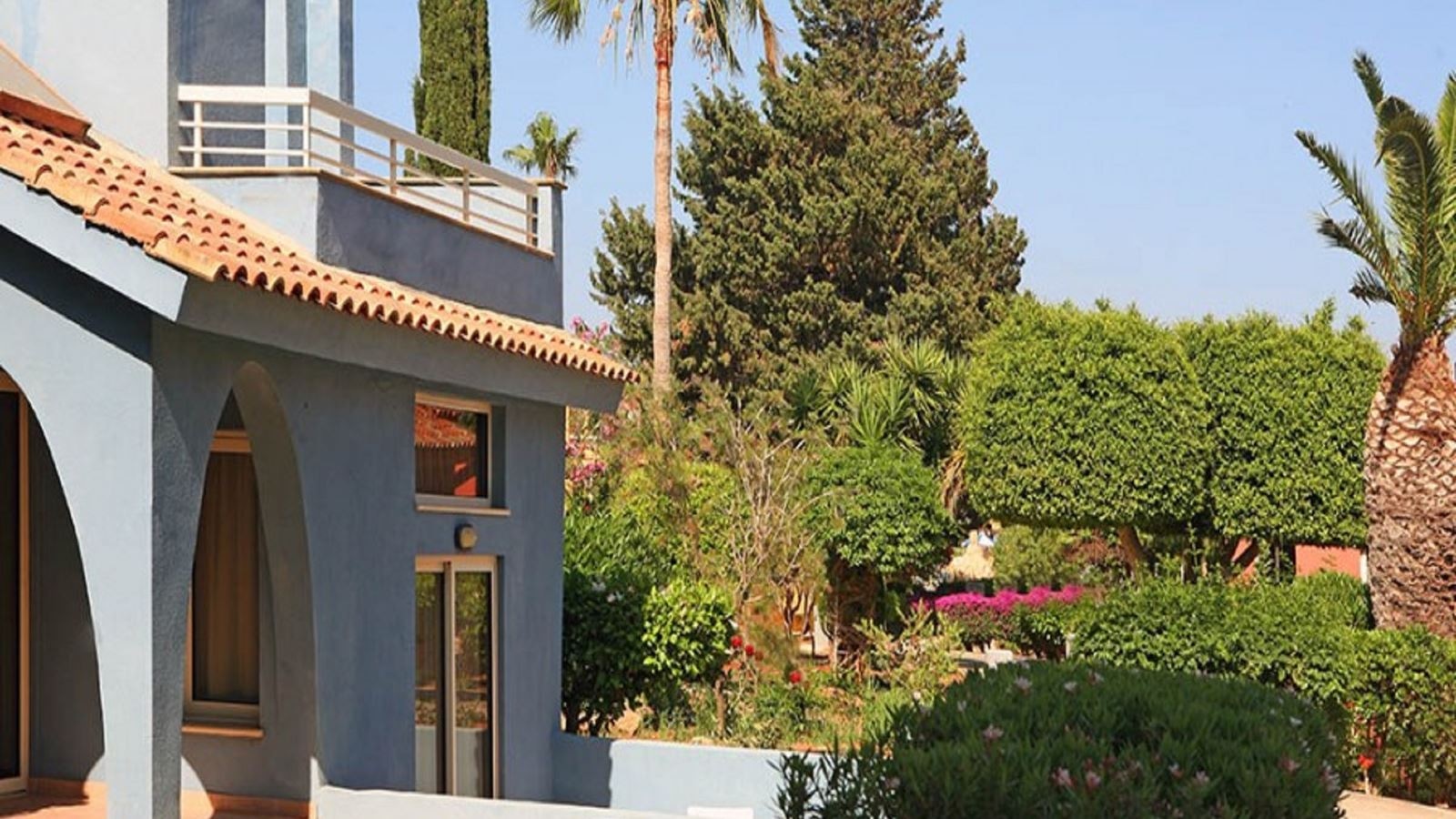 rooms-standard-bungalow-terrace