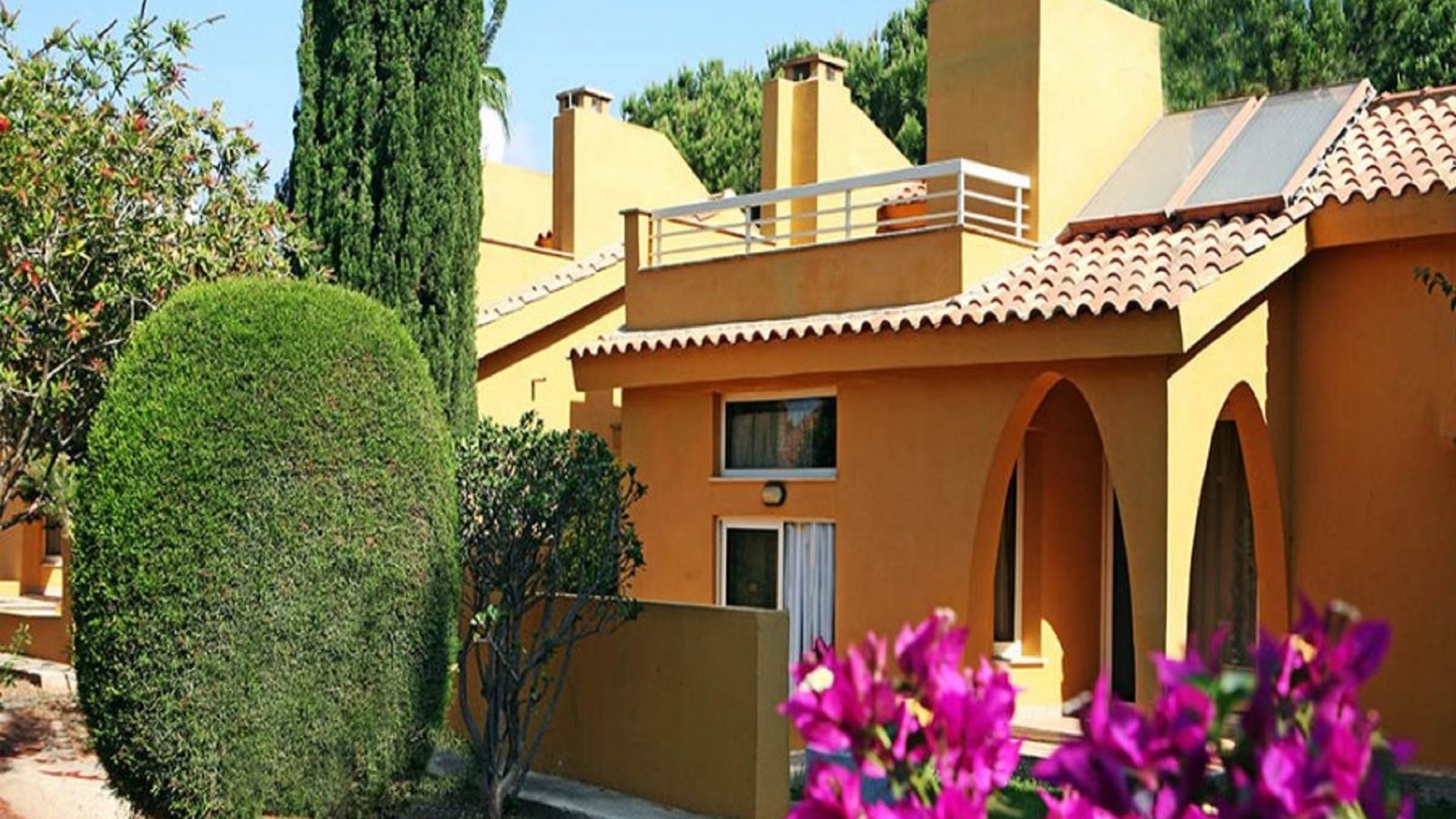 rooms-standard-bungalow-terrace