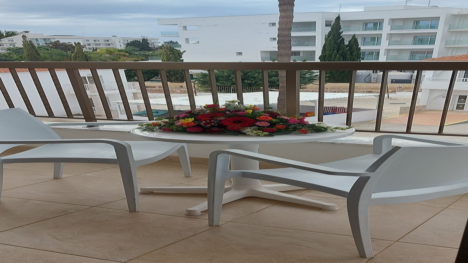 rooms-room-inland-view-balcony