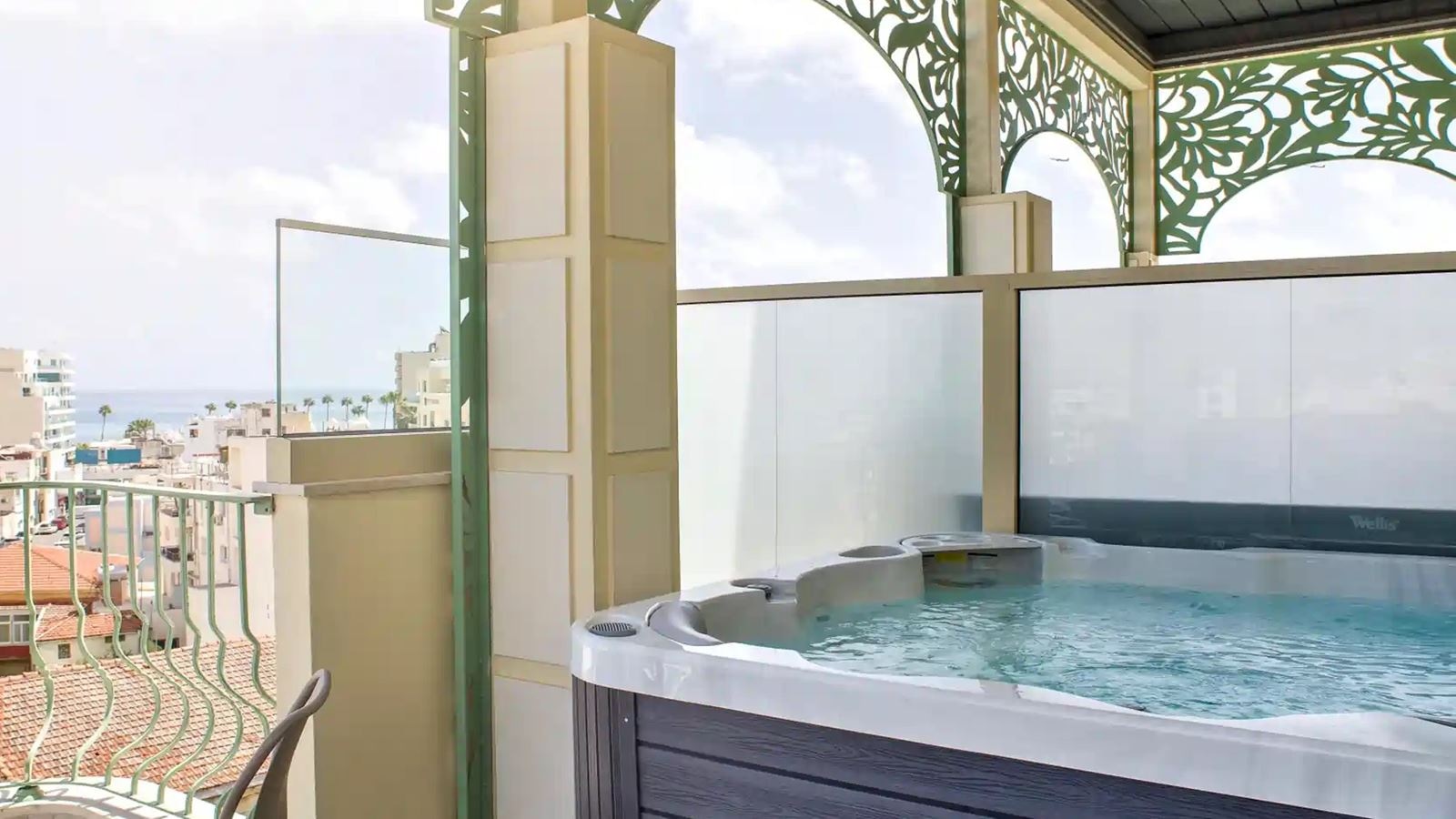 rooms-sky-view-suite-private-jacuzzi-terrace