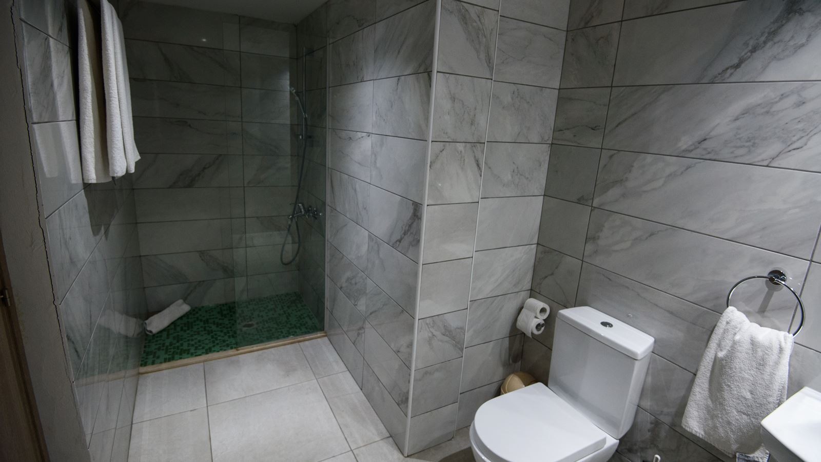 rooms-standard-room-balcony