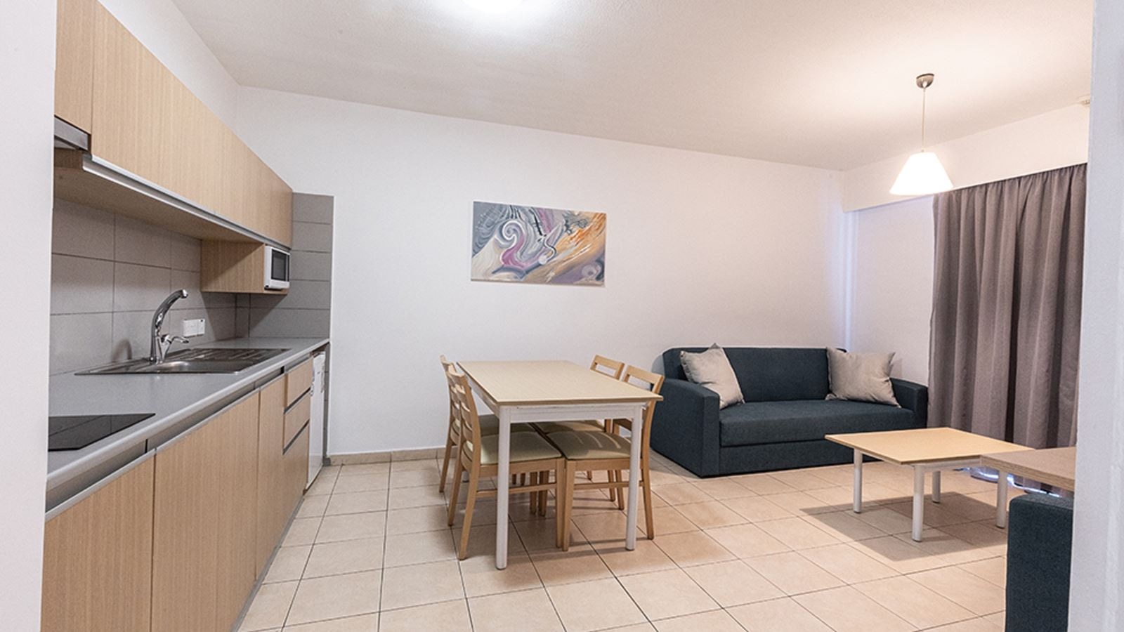 rooms-1-bedroom-standard-apartment-balcony-or-terrace