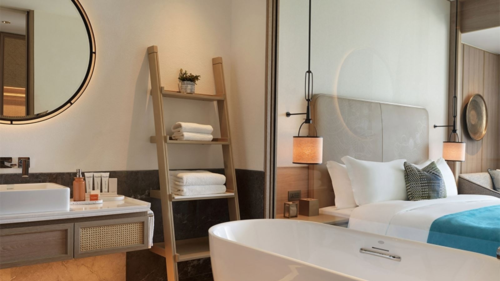 rooms-superior-room-inland-view-balcony