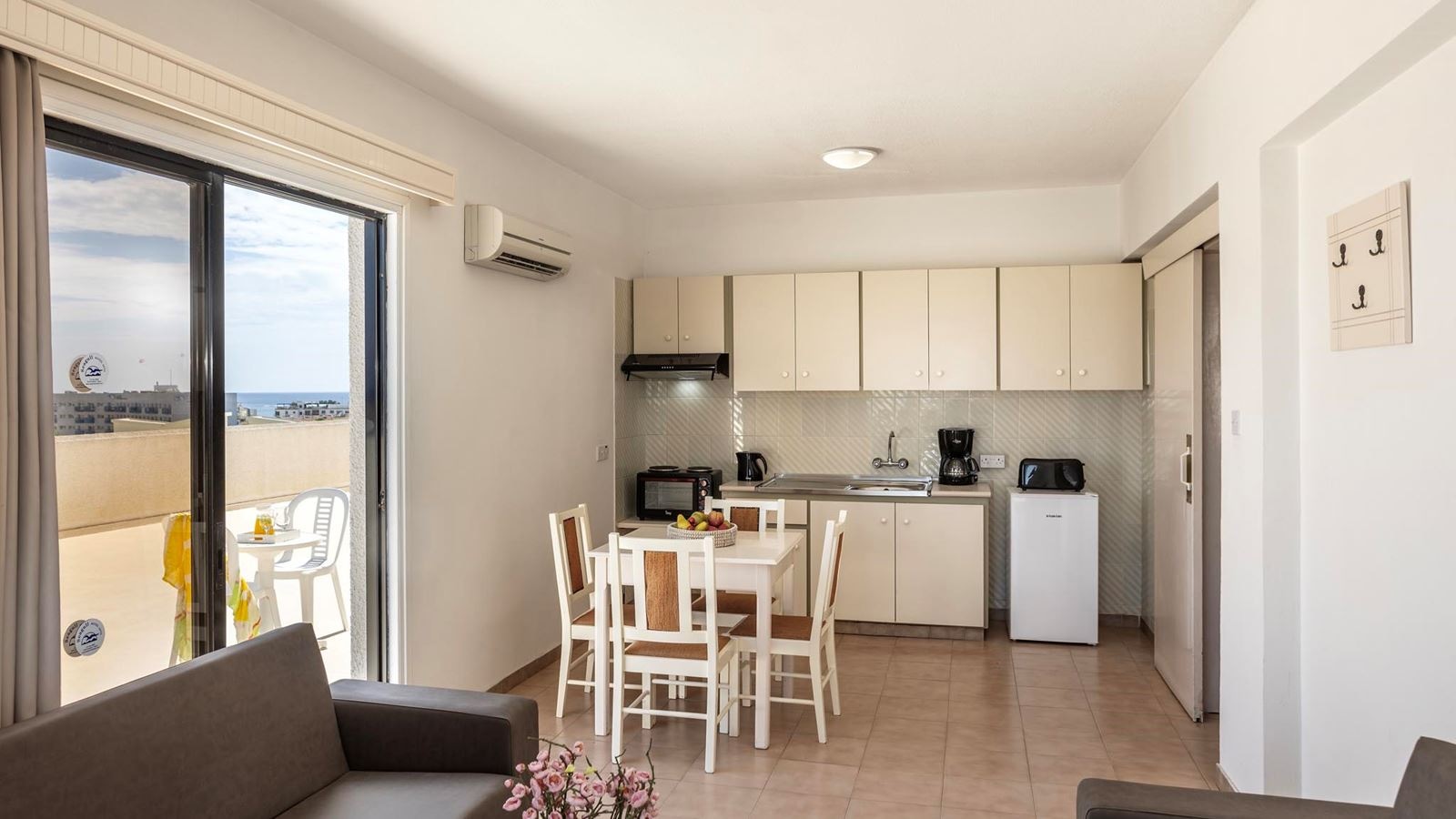 rooms-apartment-one-bedroom