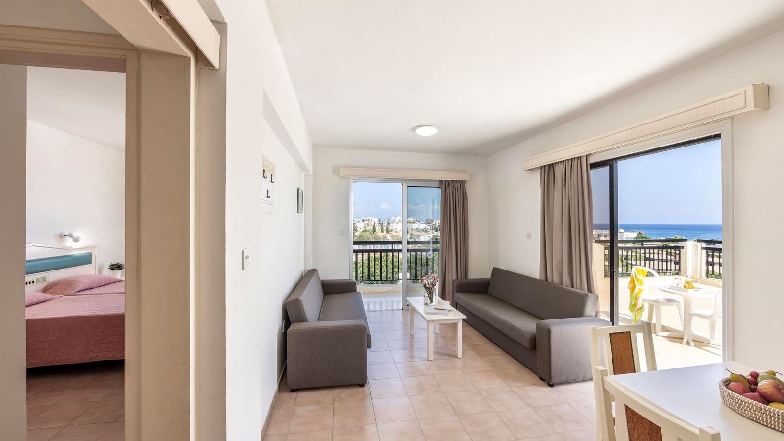 rooms-apartment-one-bedroom