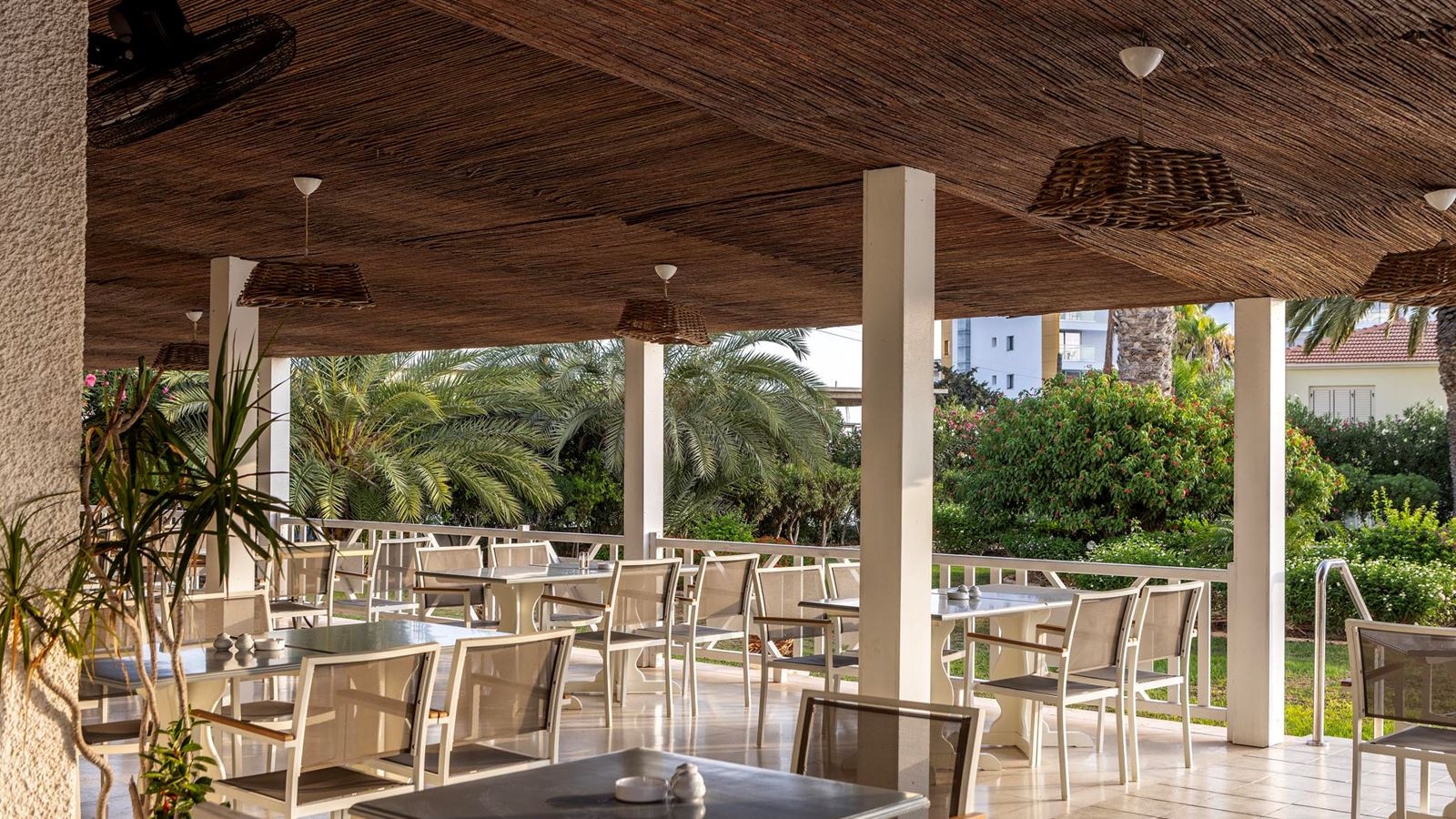 restaurants-main-restaurant