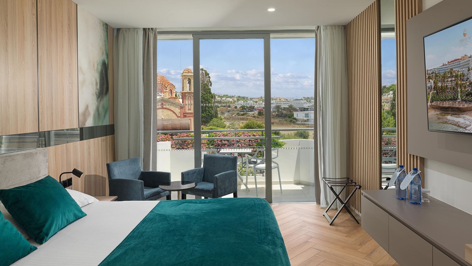 rooms-deluxe-room-inland-view