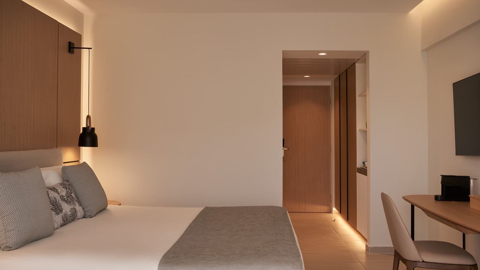 rooms-twin--double-inland-view