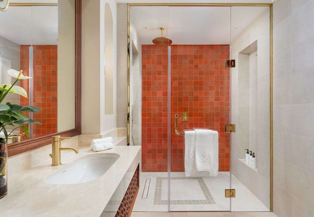 rooms-three-bedrooms-water-villa