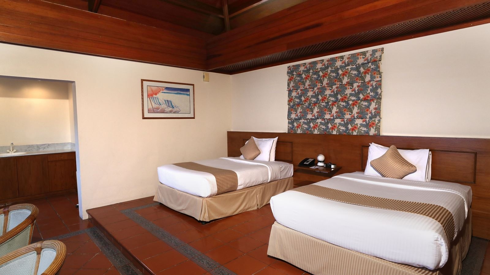 rooms-queentwin-cabana