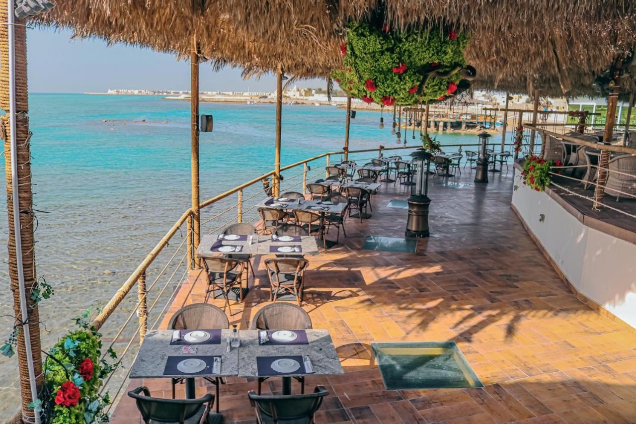 restaurants-restaurants