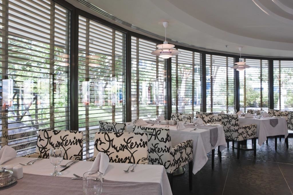 restaurants-restaurants