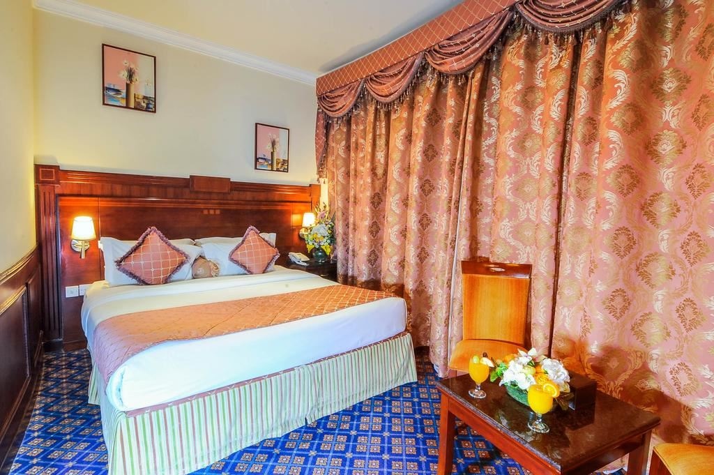 rooms-executive-room