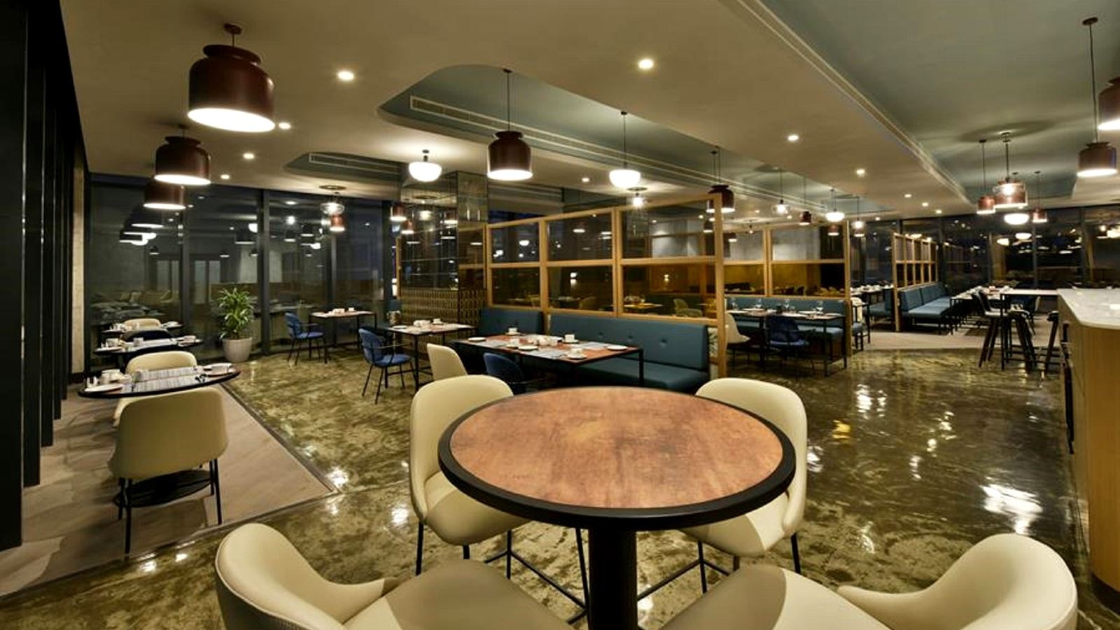 restaurants-latitude-26