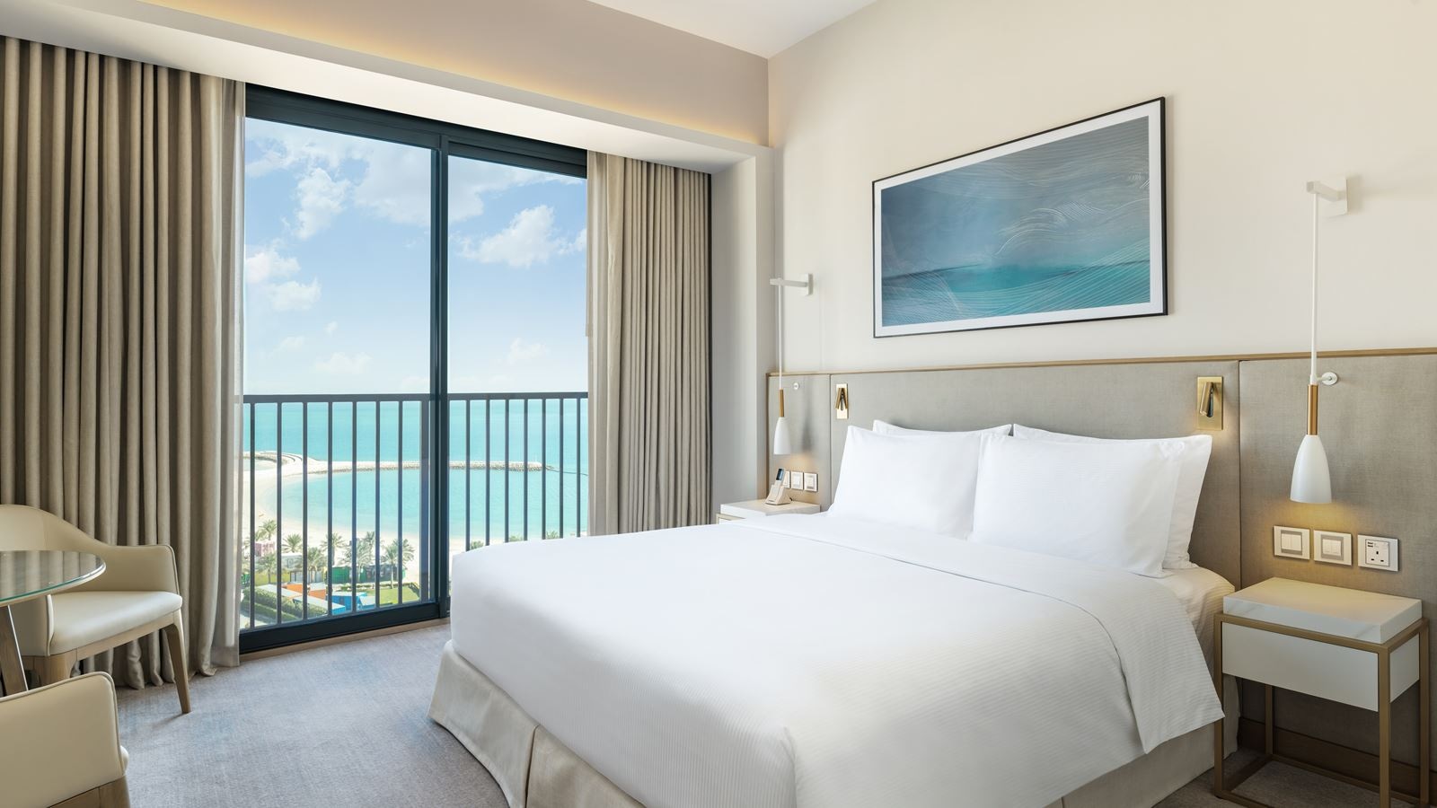 rooms-deluxe-sea-view-room-king