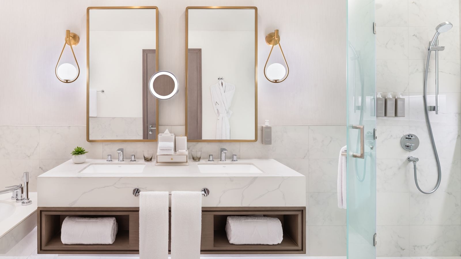 rooms-deluxe-city-view-twin