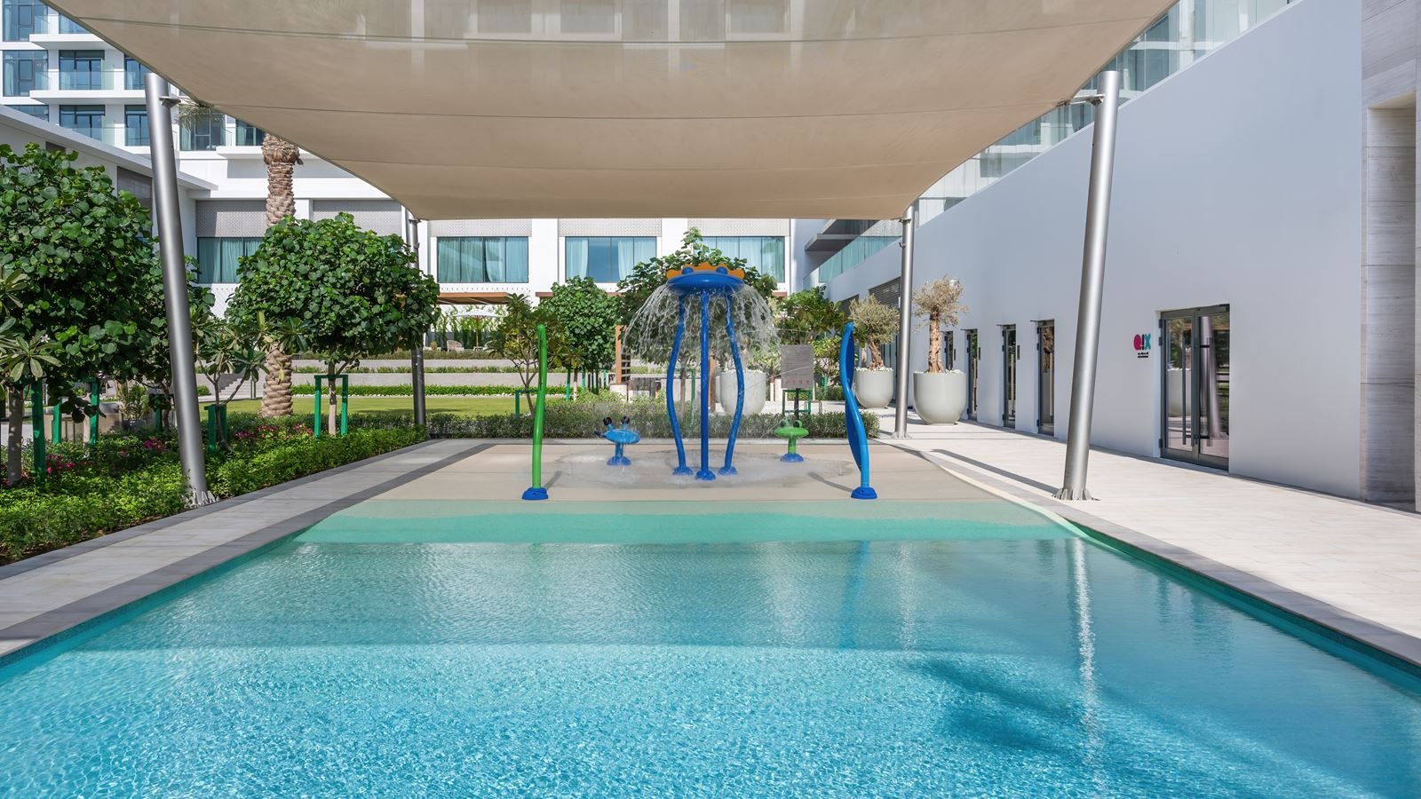 pools-outdoor-childrens-pool