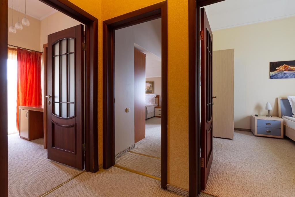 rooms-shале-150-кв-м-deluxe