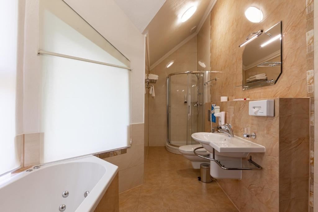 rooms-shале-250-кв-м-premier