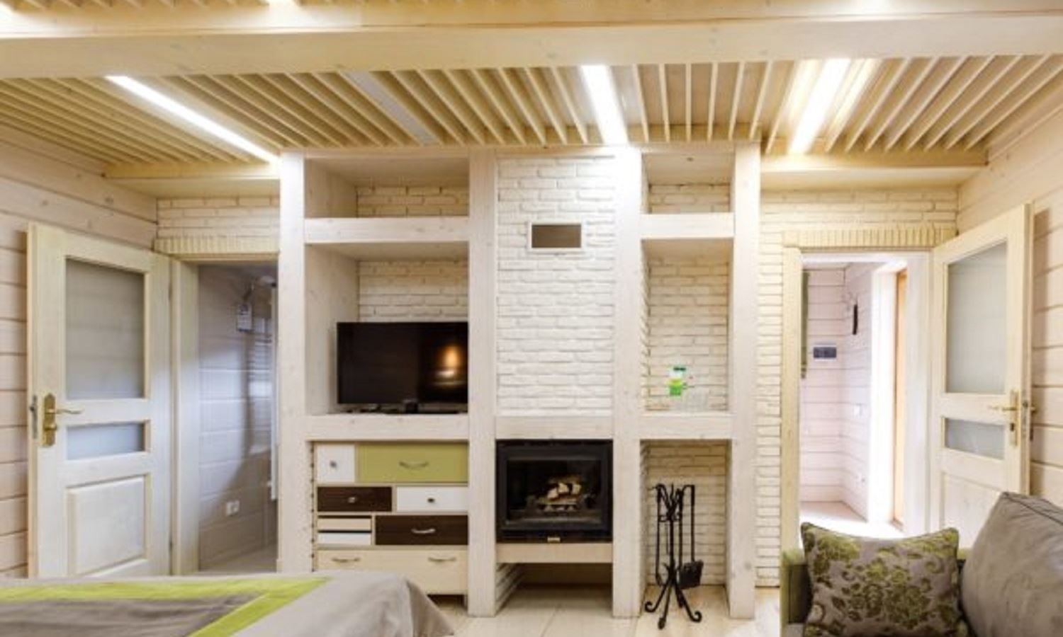 rooms-котедж-з-каміном