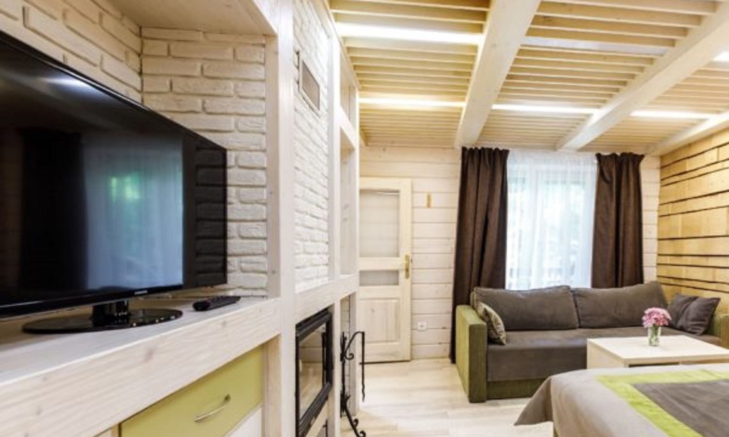 rooms-котедж-з-каміном