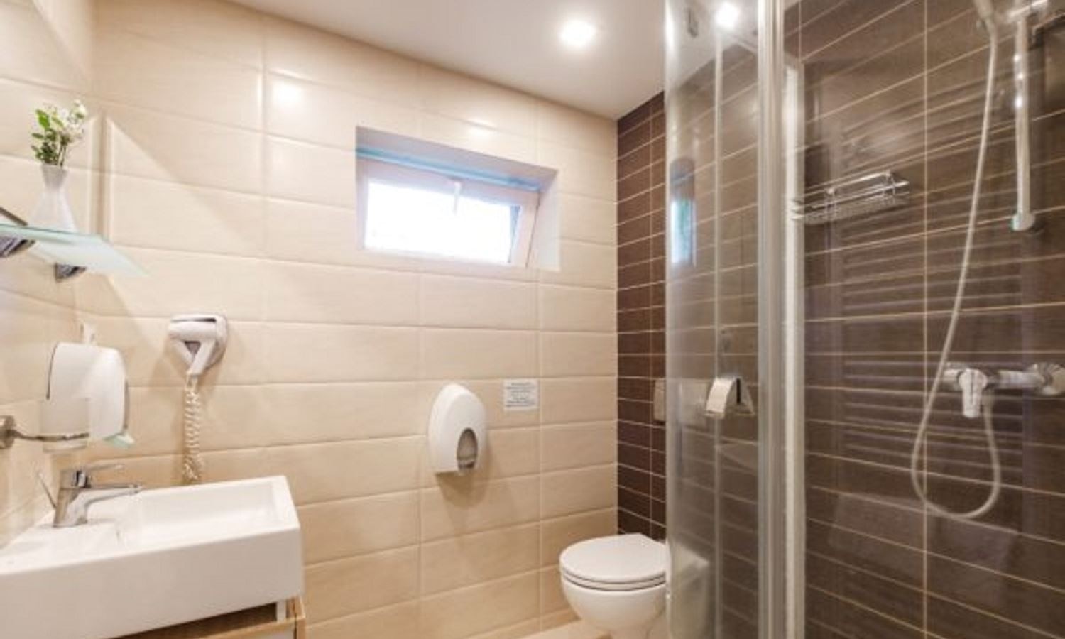 rooms-котедж-з-каміном