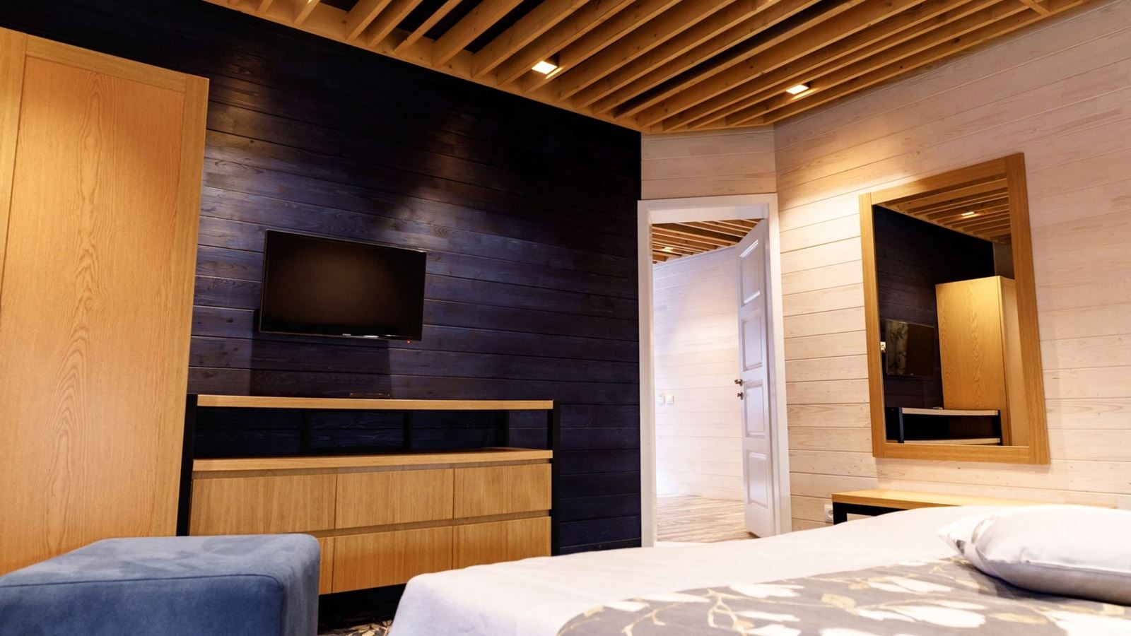 rooms-сімейний-люкс-з-каміном