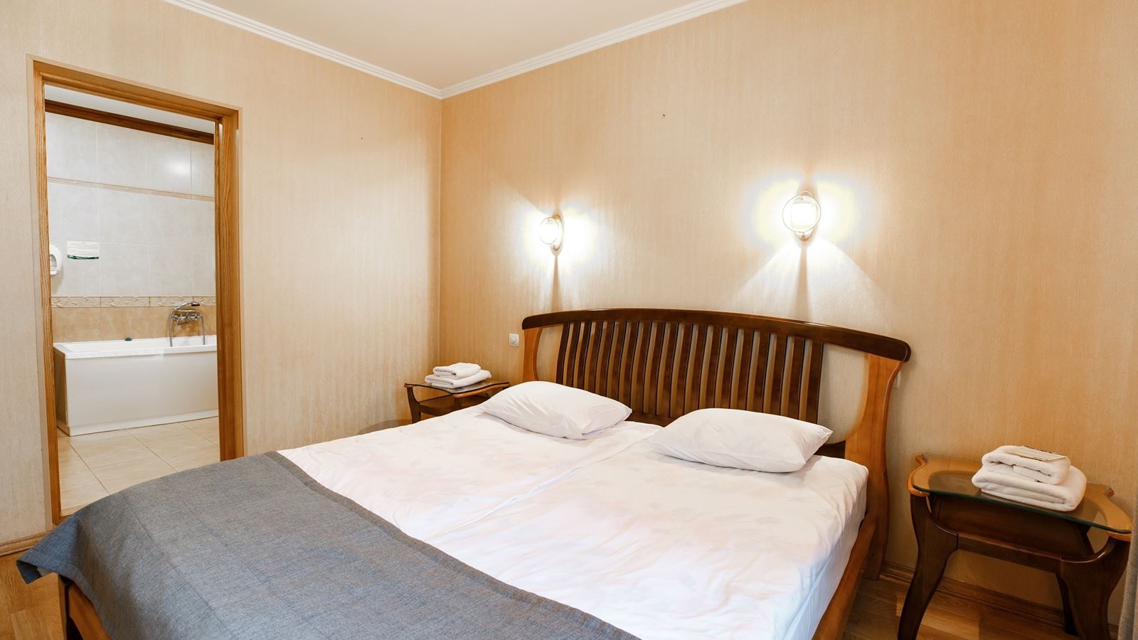 rooms-сімейний-люкс-гранд