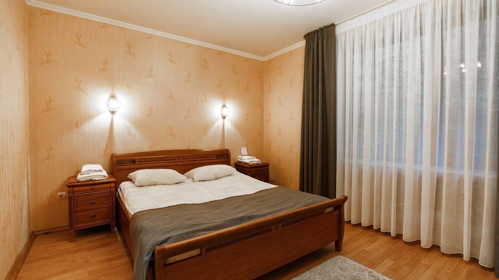 rooms-сімейний-люкс-гранд