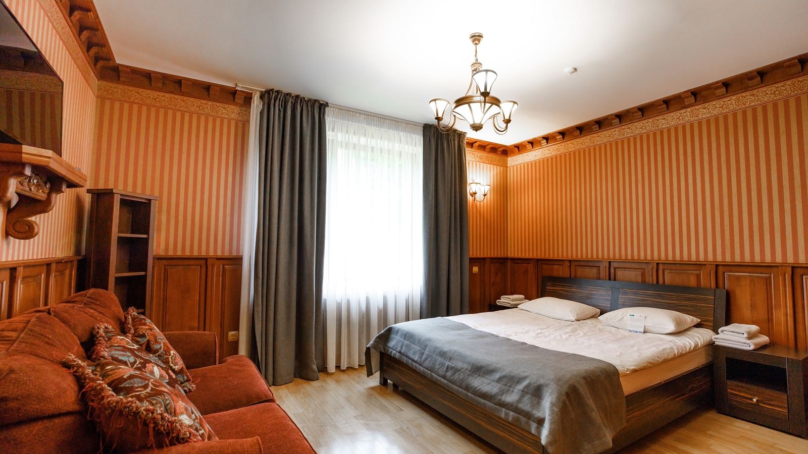 rooms-сімейний-люкс-гранд