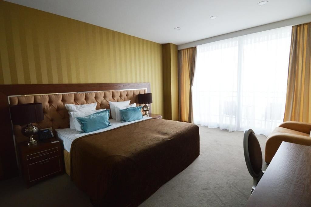 rooms-делюкс-с-видом-на-море