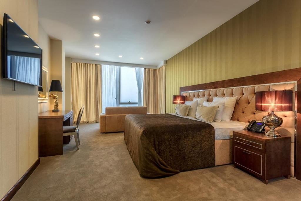 rooms-делюкс-с-видом-на-море