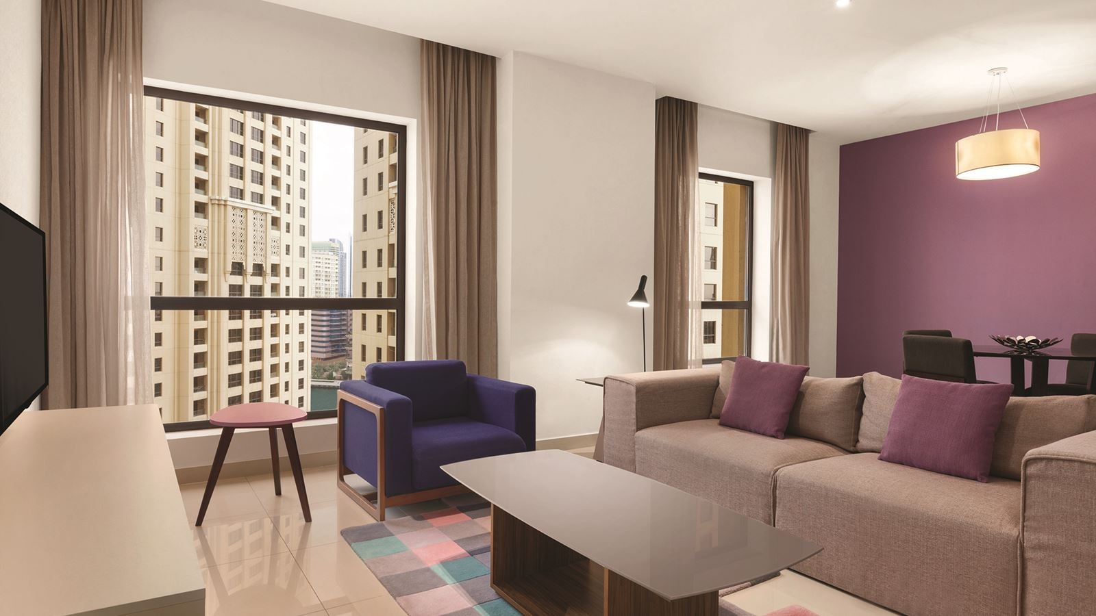 rooms-one-bedroom-apartment-city-view