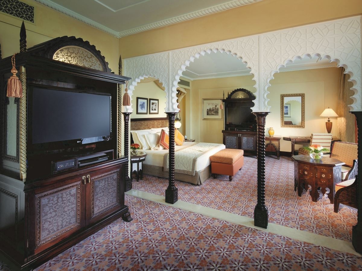 rooms-junior-arabian-suite