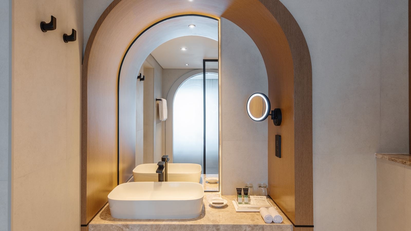 rooms-deluxe-jbr-view-room-twin