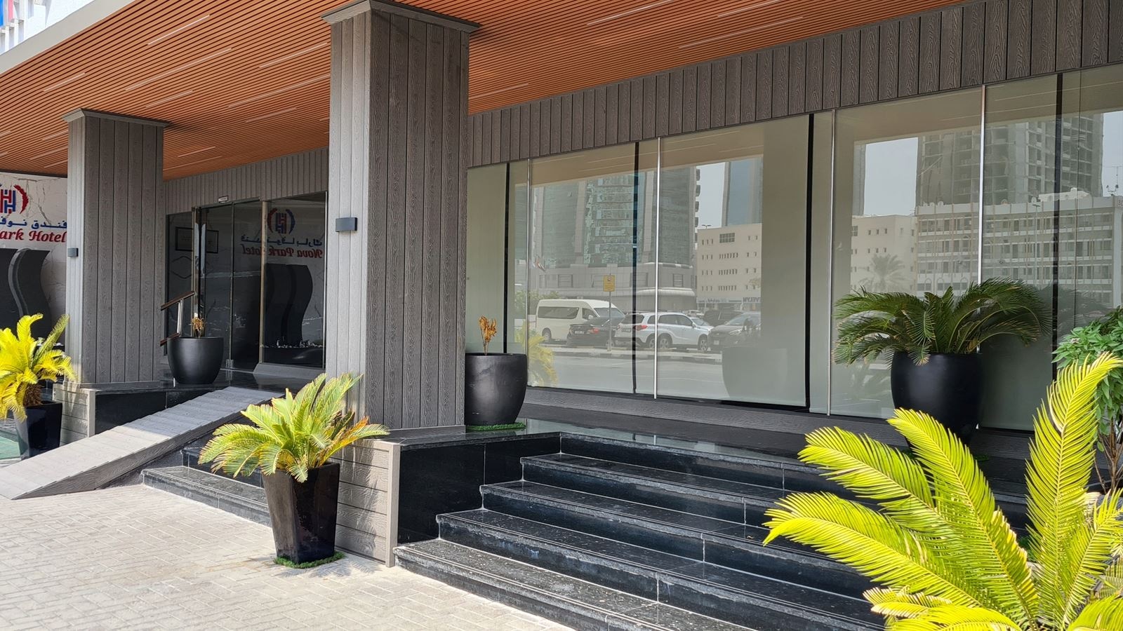 general-main-building