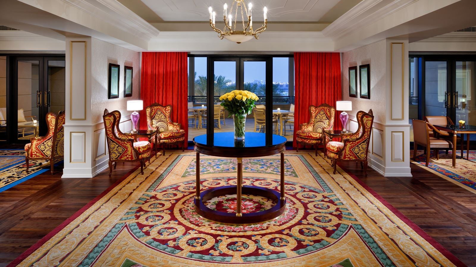 restaurants-executive-lounge