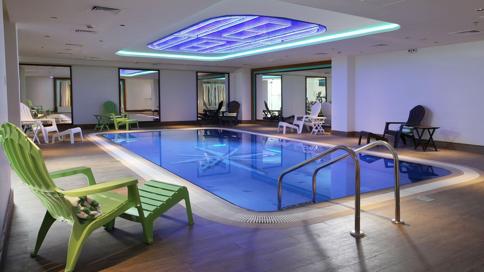 pools-indoor-pool
