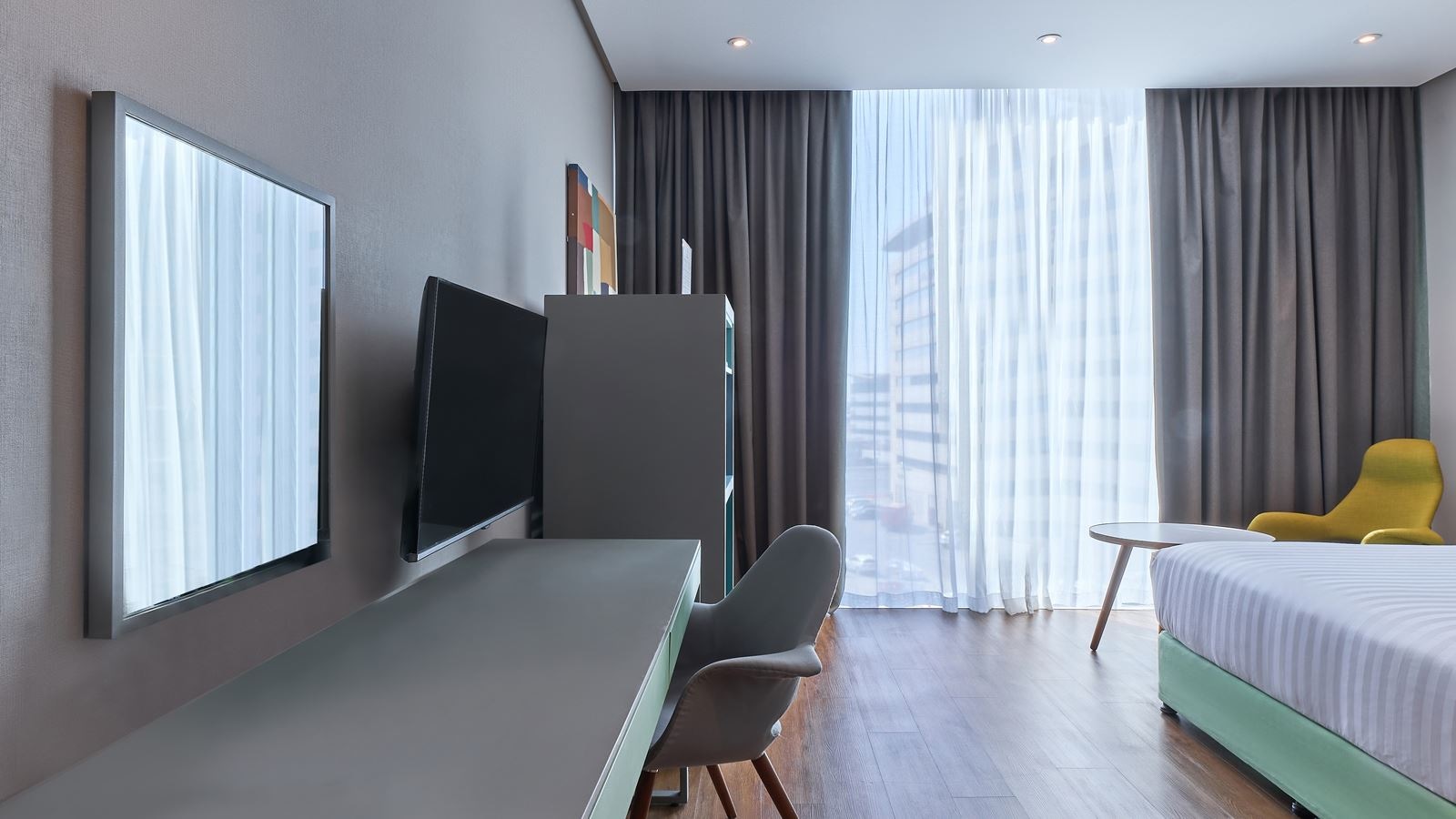 rooms-standard-room-city-view