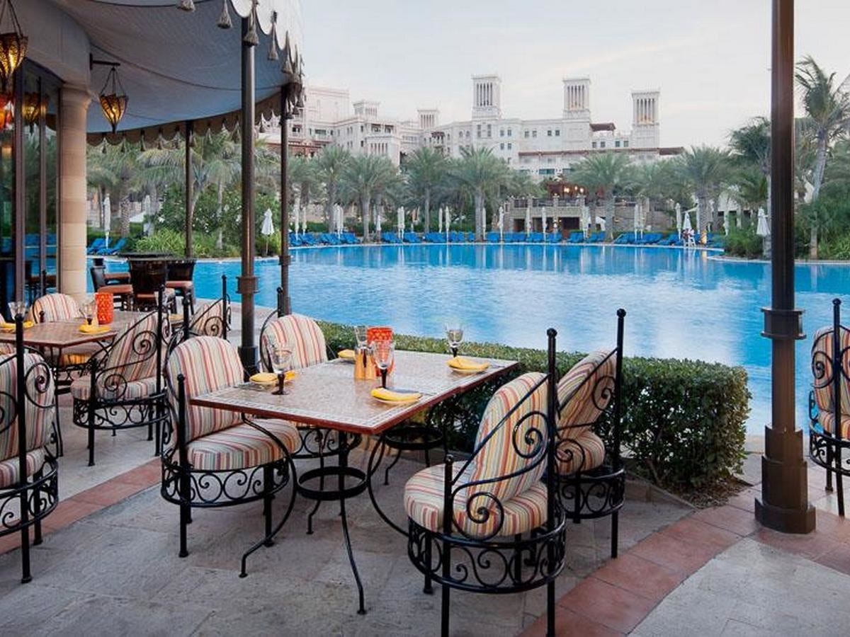 restaurants-khaymat-al-bahar