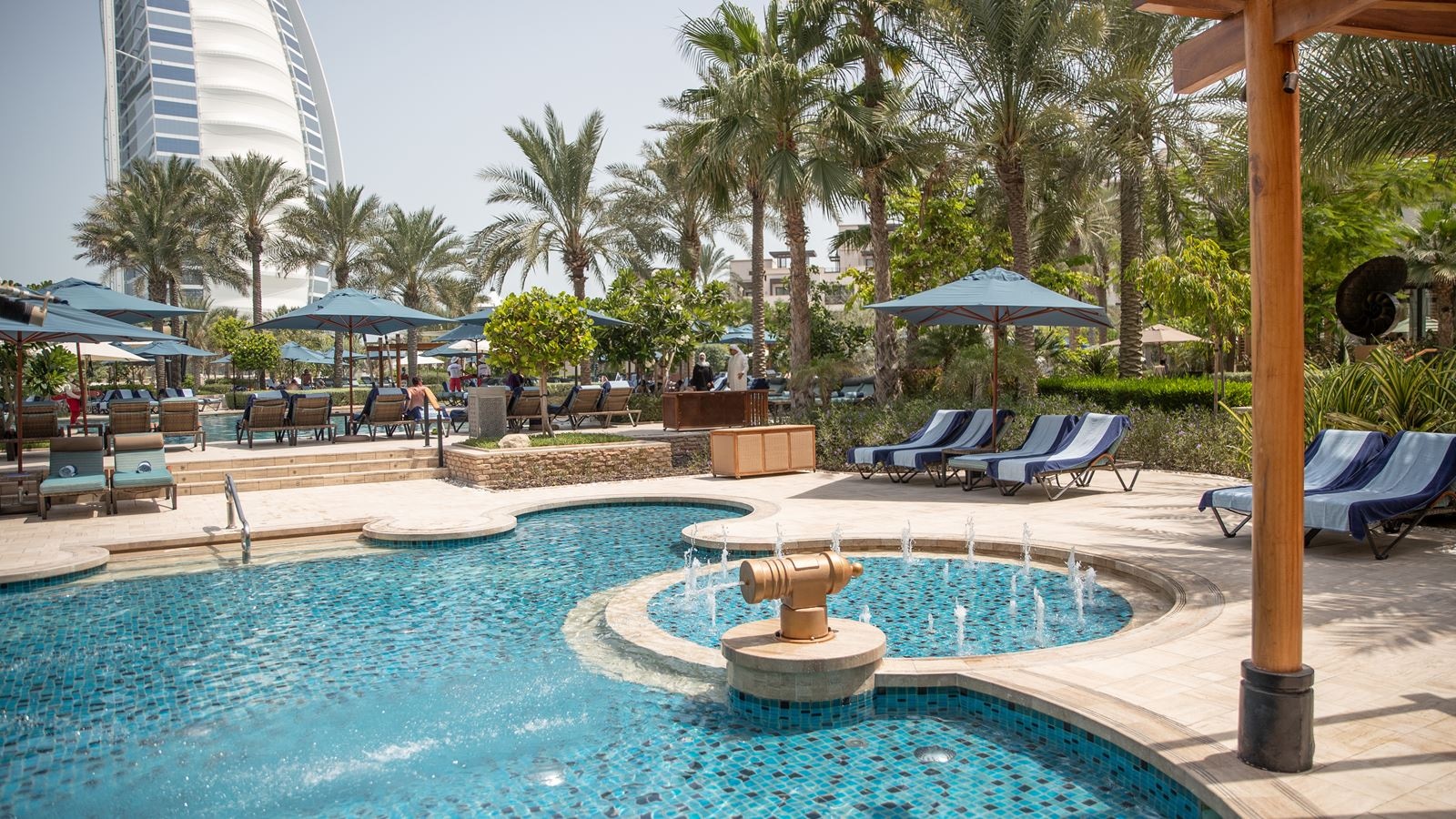 pools-outdoor-childrens-pool