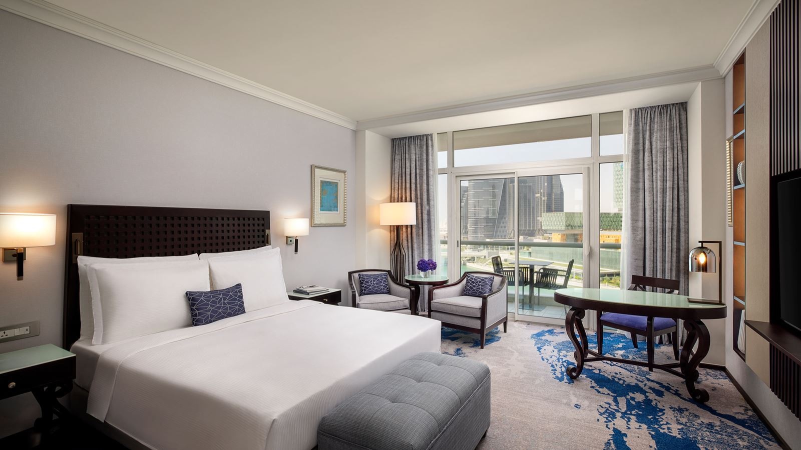 rooms-spacious-sea-view-room-with-balcony