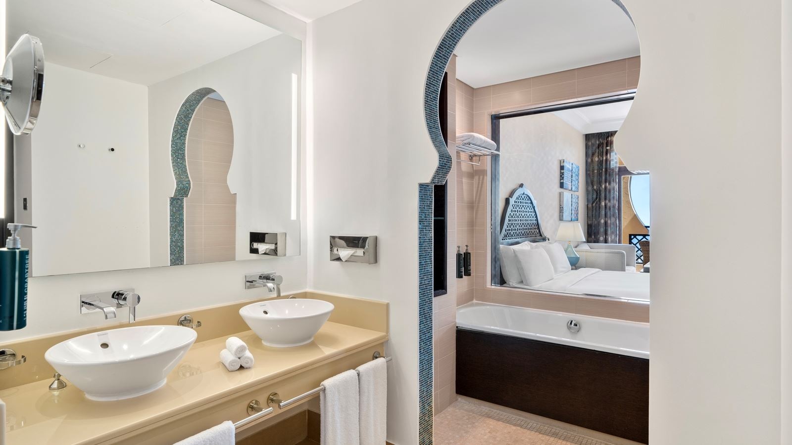 rooms-premium-room-sea-view