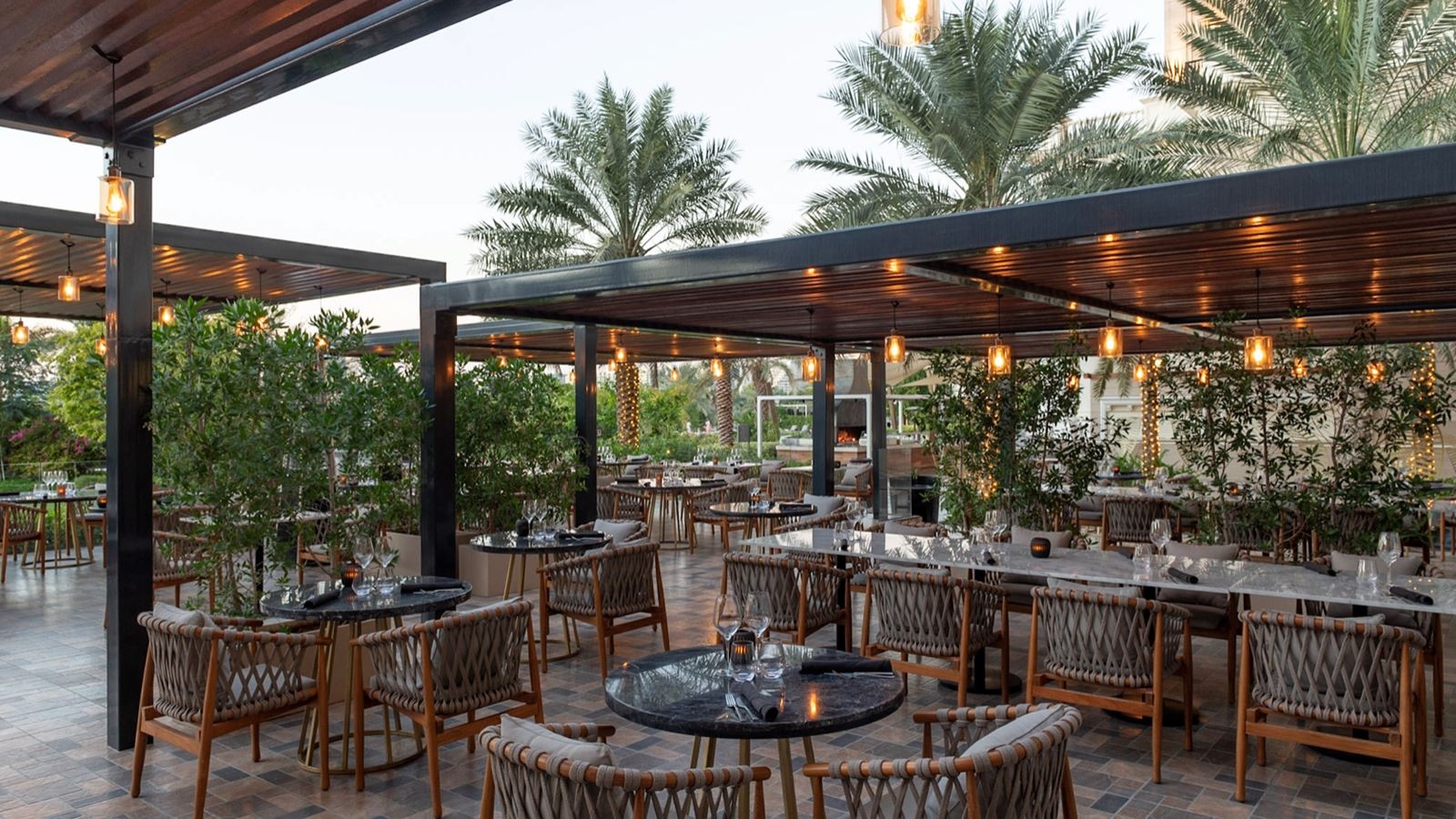 restaurants-restaurants