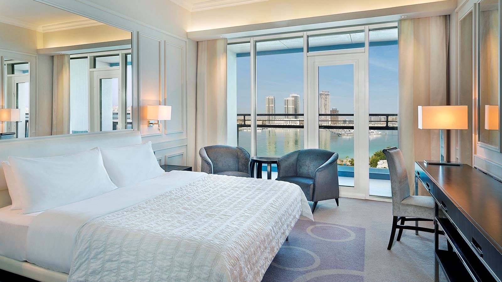 rooms-deluxe-room-sea-view