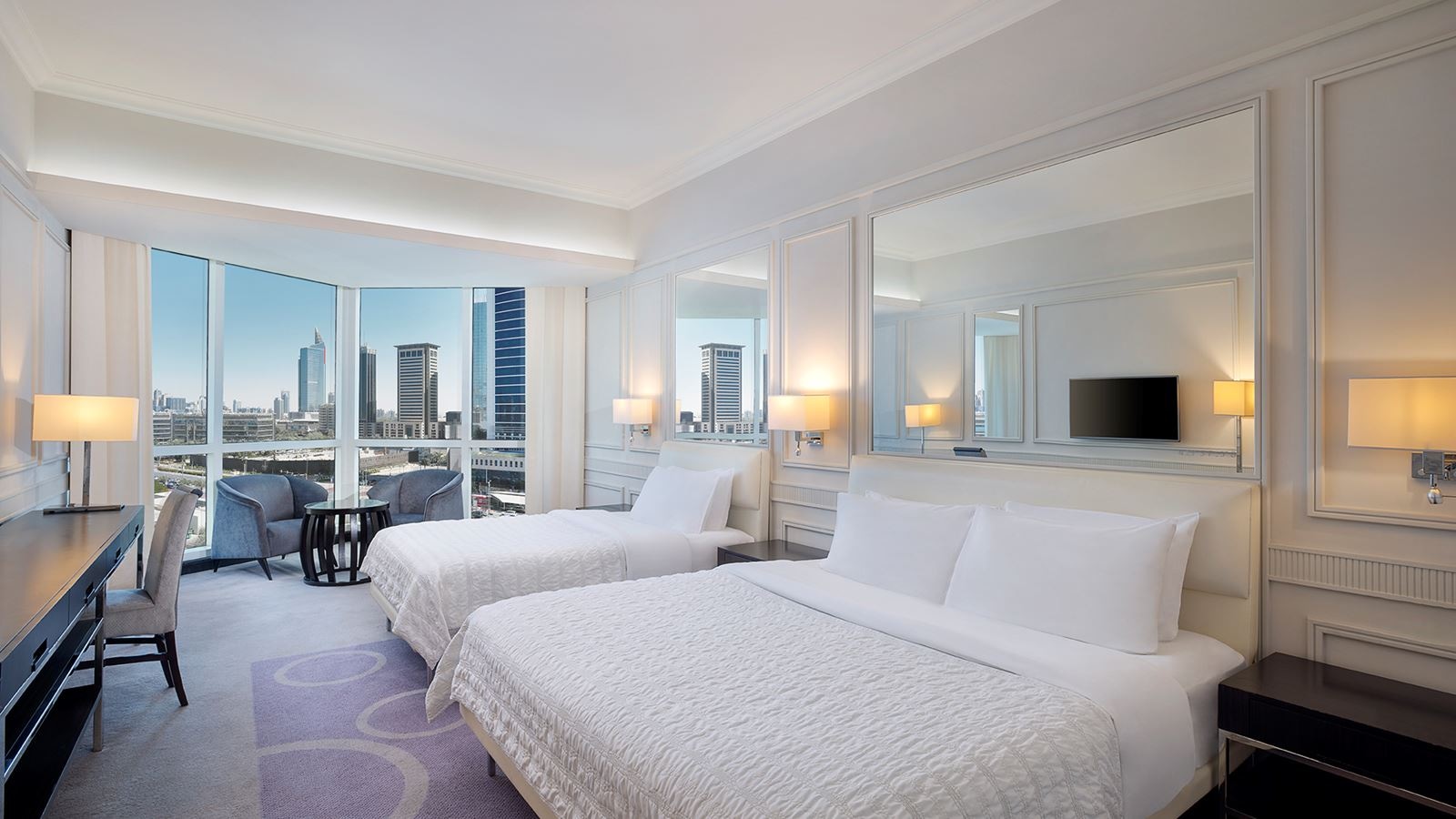 rooms-deluxe-room-skyline